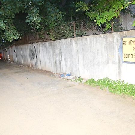 Royal Apollo Hotel Chennai Exterior photo